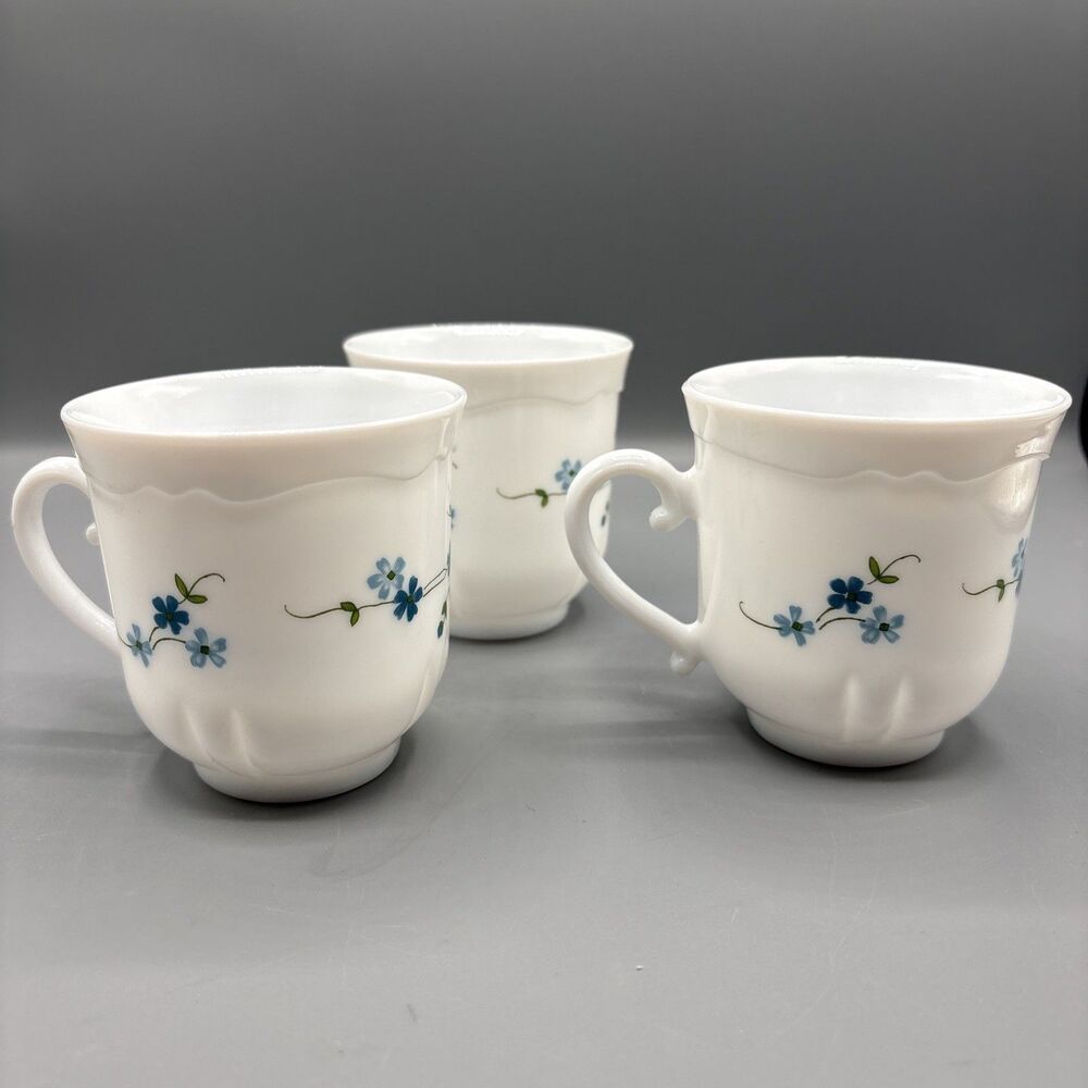 Arcopal France Coffee Tea Cup Mug Revelation White Blue Floral Scallop set 3